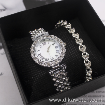 Fashion Set Women Watches Luxury Rhinestone Ladies Quartz Wrist Watch Bracelet Set